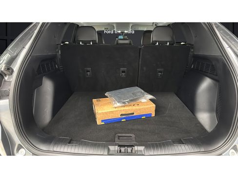 Used 2025 Ford Escape SE FWD image 26