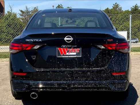 New 2025 Nissan Sentra SR w/ SR Premium Package image 4