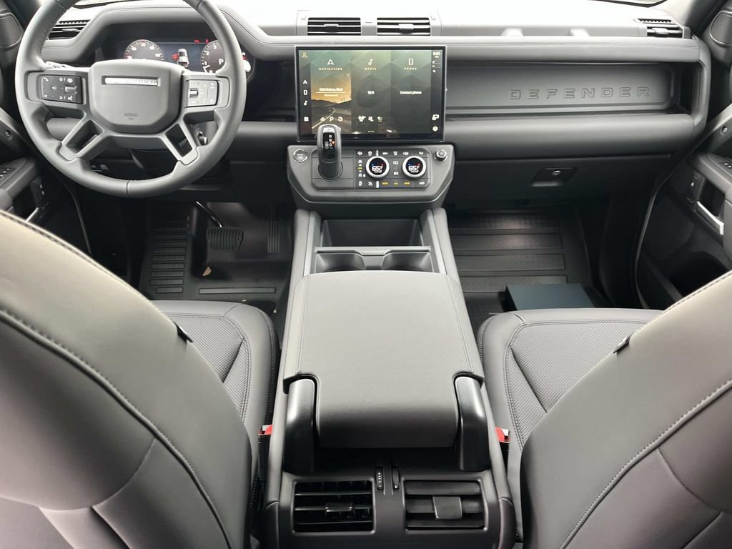 New 2026 Land Rover Defender 110 S AWD/4WD image 9