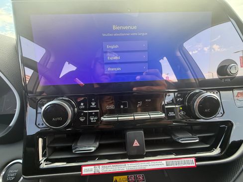 New 2026 Toyota Highlander Limited AWD/4WD image 19