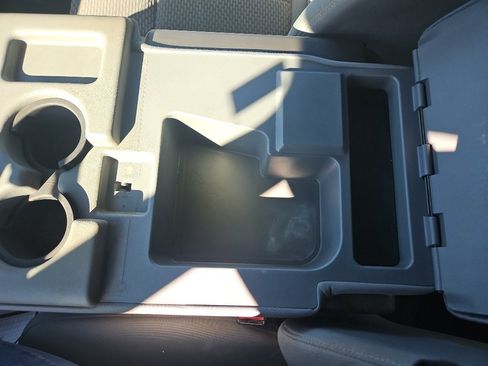 Used 2014 Ford F250 XLT w/ XLT Premium Package image 28