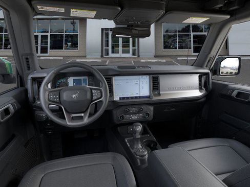 New 2025 Ford Bronco Outer Banks image 9