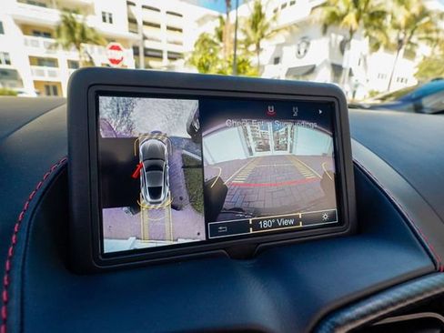 Used 2023 Aston Martin V12 Vantage Roadster image 81