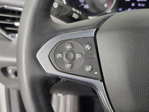 Used 2024 Chevrolet Traverse RS FWD image 30