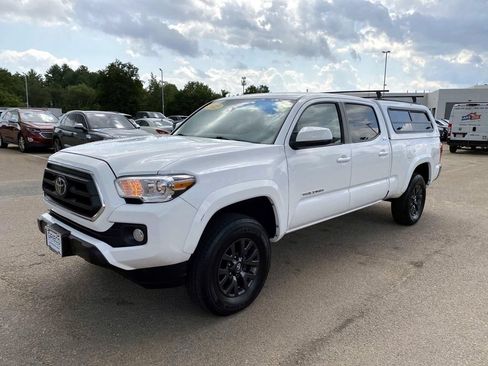 Used 2023 Toyota Tacoma SR5 AWD/4WD image 7