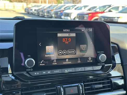 New 2025 Nissan Pathfinder SV w/ SV Premium Package image 20