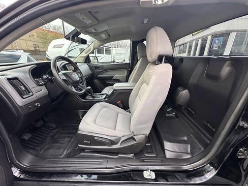 Used 2019 Chevrolet Colorado W/T image 12