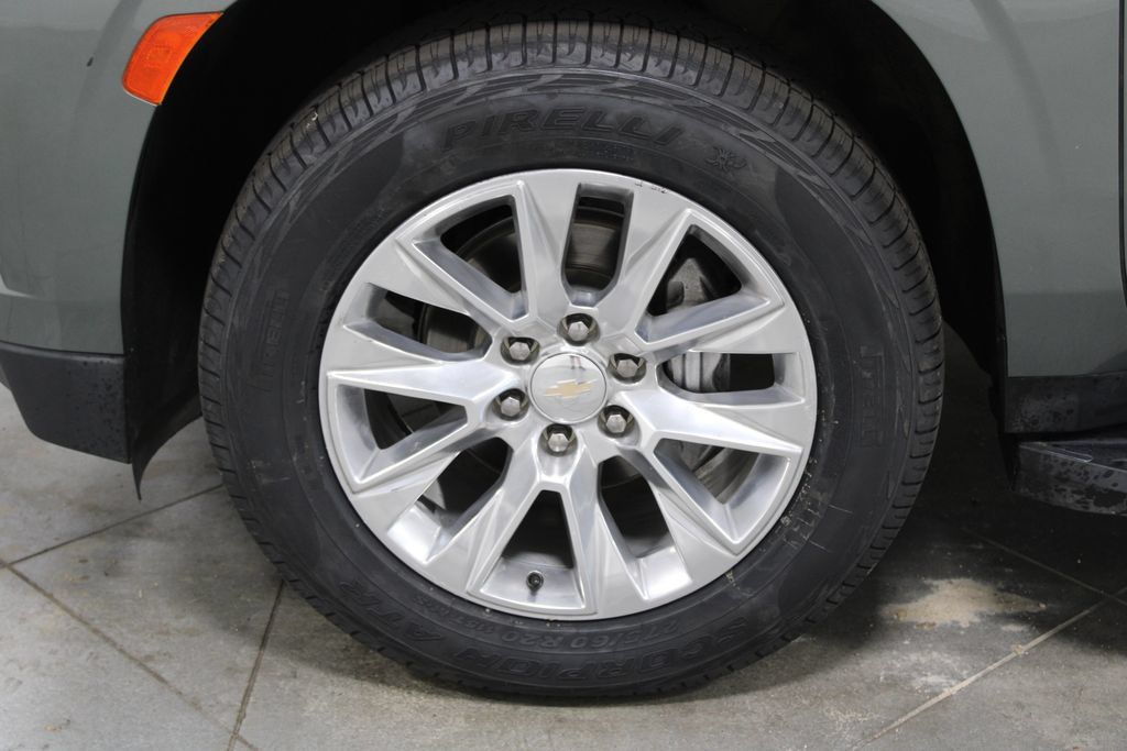 Used 2023 Chevrolet Tahoe Premier RWD image 19