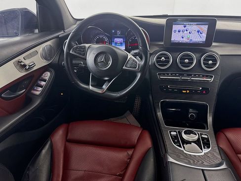 Used 2019 Mercedes-Benz GLC 300 4MATIC Coupe image 26