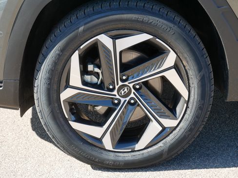 Used 2023 Hyundai Tucson Limited AWD/4WD image 9