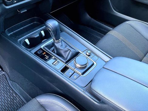 Used 2024 MAZDA CX-50 AWD 2.5 S w/ Weather Package image 16