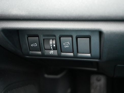 Used 2022 Subaru Outback Premium image 26