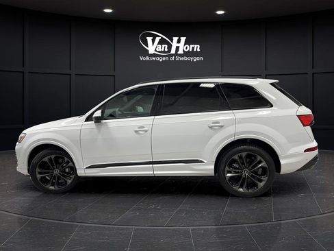 Used 2025 Audi Q7 3.0T Premium Plus w/ Premium Plus Package AWD/4WD image 4