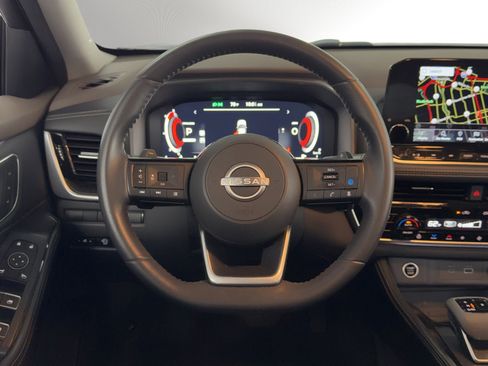 Used 2023 Nissan Rogue Platinum w/ Platinum Premium Package FWD image 20