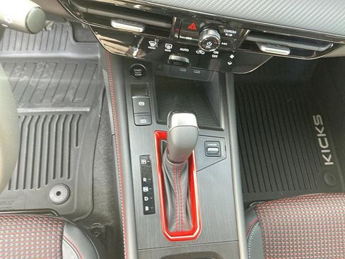New 2026 Nissan Kicks SR image 21