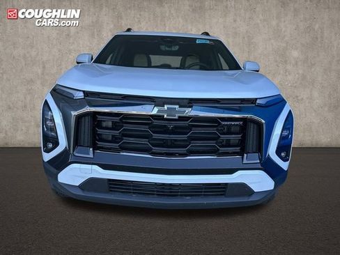 New 2026 Chevrolet Equinox ACTIV w/ Convenience Package III image 2