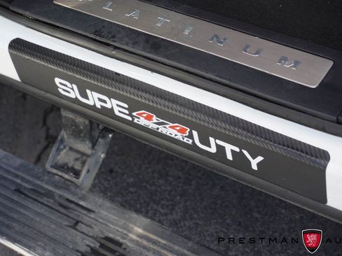 Used 2022 Ford F350 Platinum w/ FX4 Off-Road Package image 34