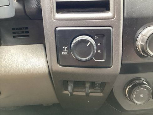 Used 2019 Ford F250 XL w/ Power Equipment Group image 23