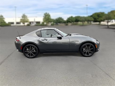 Used 2024 MAZDA MX-5 Miata RF Grand Touring w/ Weather Package image 7