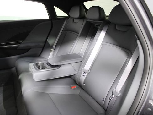 Used 2024 Lucid Air Pure image 34