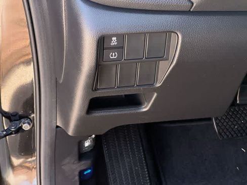 Certified 2018 Honda CR-V LX image 28
