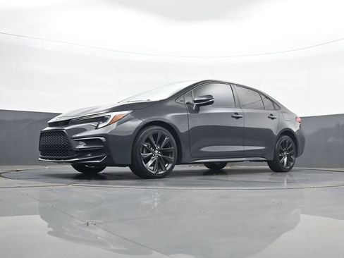 Used 2024 Toyota Corolla SE FWD image 33