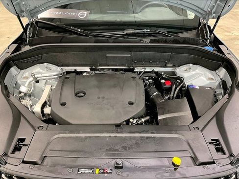 Certified 2026 Volvo XC90 B6 Plus w/ Protection Package Premier AWD/4WD image 31
