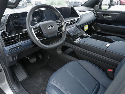 Certified 2026 INFINITI QX80 4WD w/ Sport Exterior Package image 16