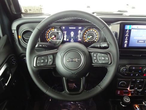 New 2026 Jeep Gladiator Mojave image 22