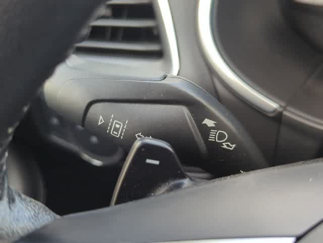Used 2019 Ford Edge Titanium AWD/4WD image 26