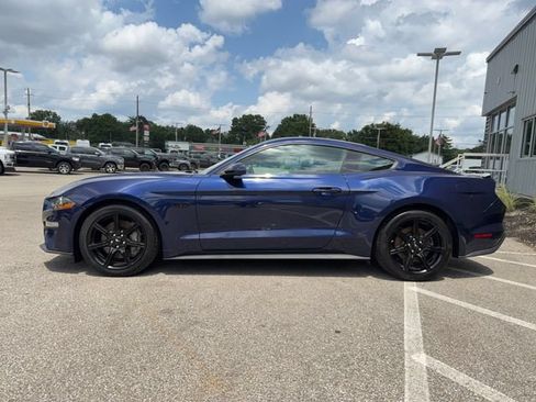 Used 2020 Ford Mustang GT w/ Equipment Group 301A RWD image 4
