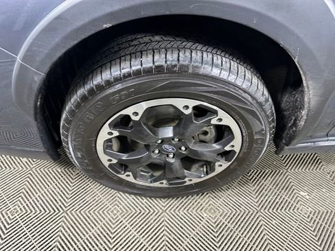 Used 2023 Subaru Crosstrek 2.0i Premium image 10