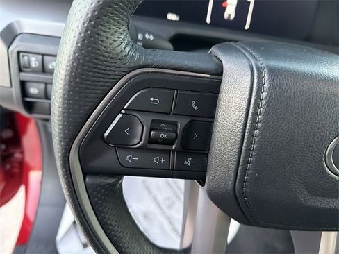 Used 2024 Toyota Tacoma TRD Sport image 17