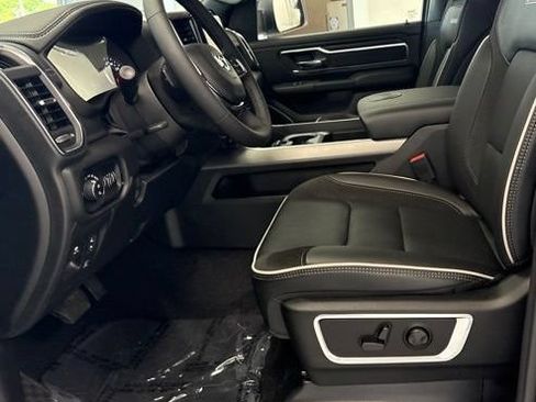 New 2026 RAM 1500 Laramie w/ Laramie Preferred Package AWD/4WD image 12