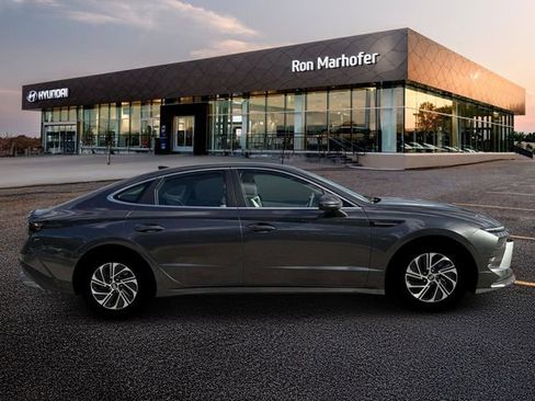 New 2026 Hyundai Sonata Blue FWD image 9