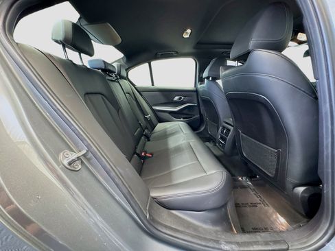 Used 2023 BMW 330i xDrive Sedan w/ Convenience Package image 19