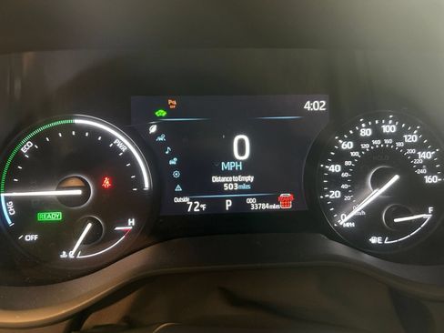 Used 2025 Toyota Sienna XLE FWD image 38