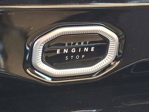 New 2026 Jeep Grand Cherokee Altitude AWD/4WD image 17