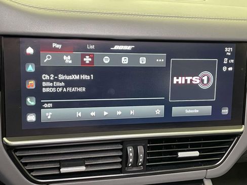 Used 2022 Porsche Cayenne image 29