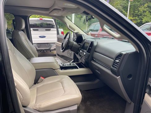 Used 2018 Ford Expedition Max Limited w/ Equipment Group 302A AWD/4WD image 36