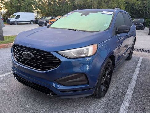 Certified 2024 Ford Edge SE w/ Black Appearance Package AWD/4WD image 2