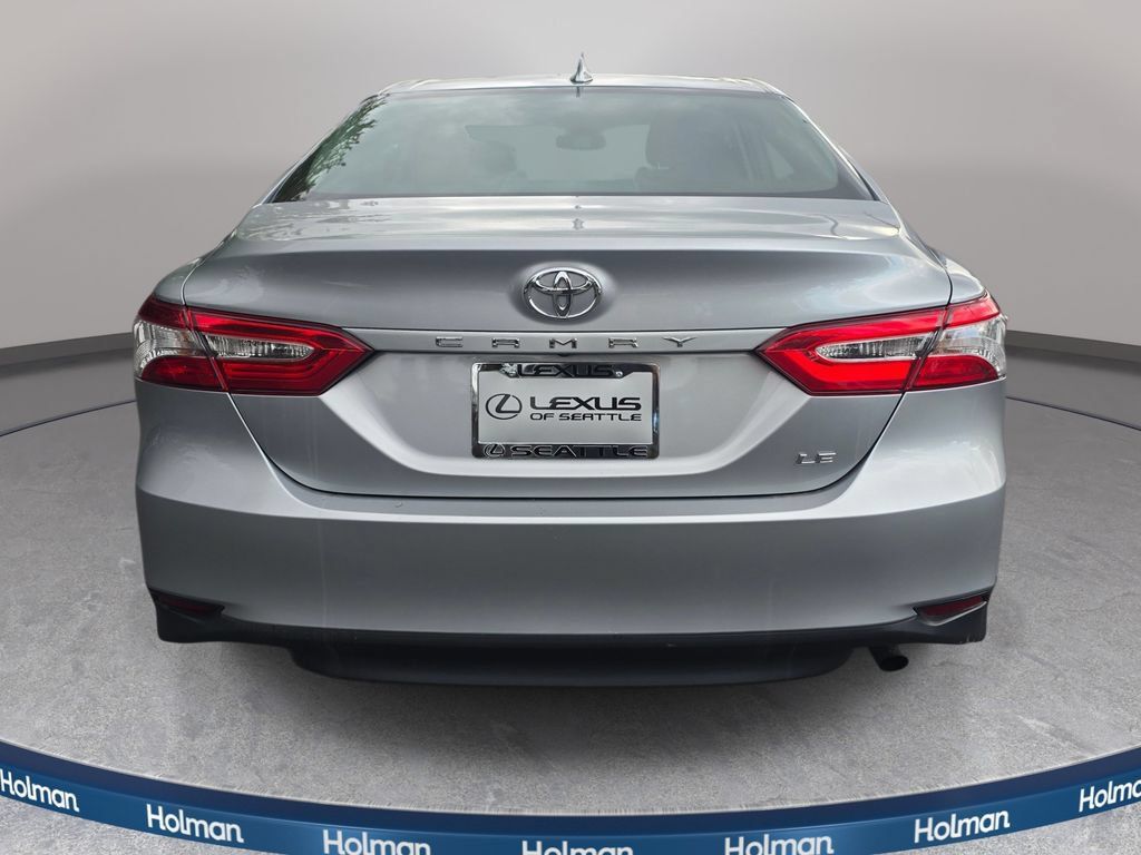 Used 2019 Toyota Camry LE FWD image 7