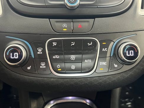 Used 2024 Chevrolet Malibu LT FWD image 37