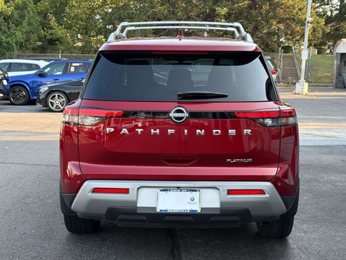 Used 2024 Nissan Pathfinder Platinum w/ Cargo Package FWD image 10