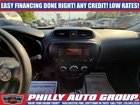 Used 2016 Kia Soul FWD image 29