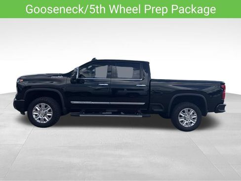 Certified 2024 Chevrolet Silverado 3500 High Country w/ High Country Premium Package AWD/4WD image 11
