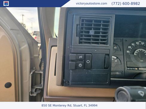 Used 1988 Chevrolet Silverado 3500 Silverado Reg Cab 4WD image 17