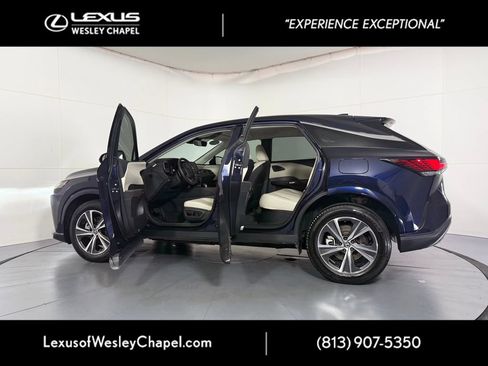 Used 2024 Lexus RX 350 FWD w/ Technology Package image 9