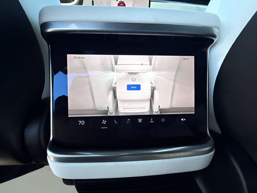 Used 2022 Tesla Model X AWD/4WD image 12
