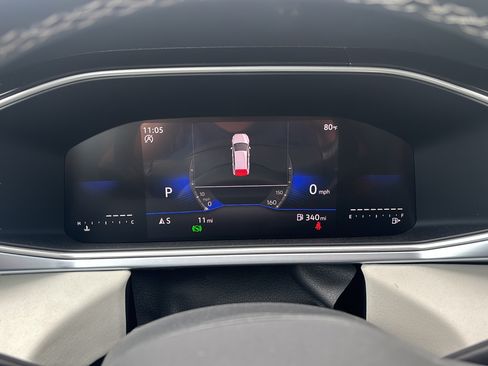New 2026 Volkswagen Taos SE FWD image 24